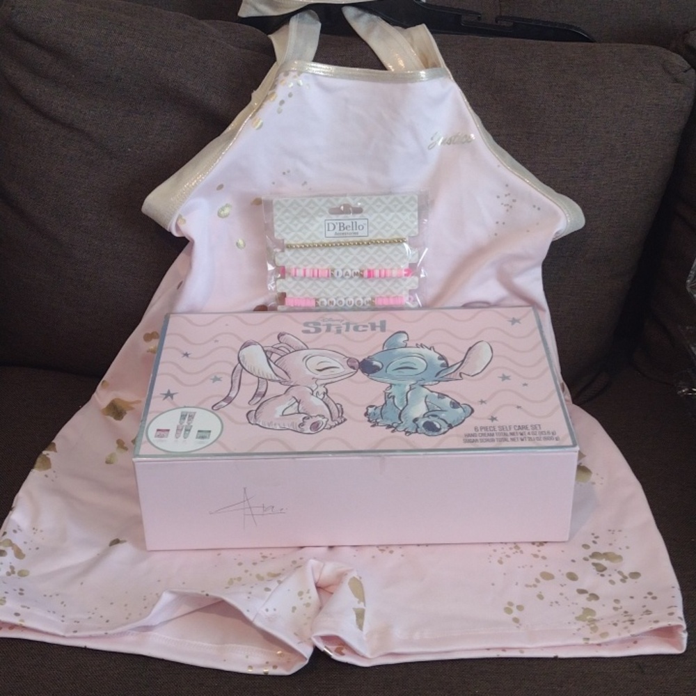 Stitch Self Care Set Box  New